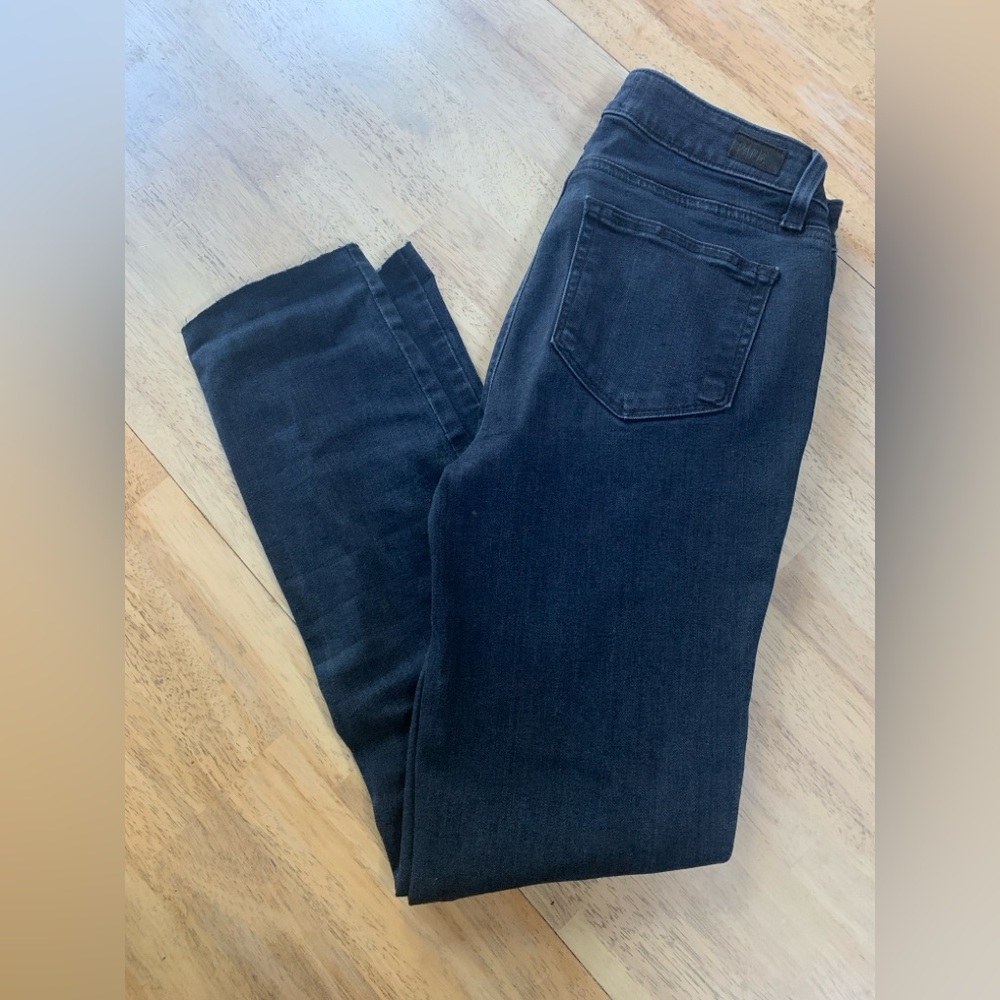 PAIGE Women's Dark Blue Skinny Skyline Jeans with Raw Hem sz27